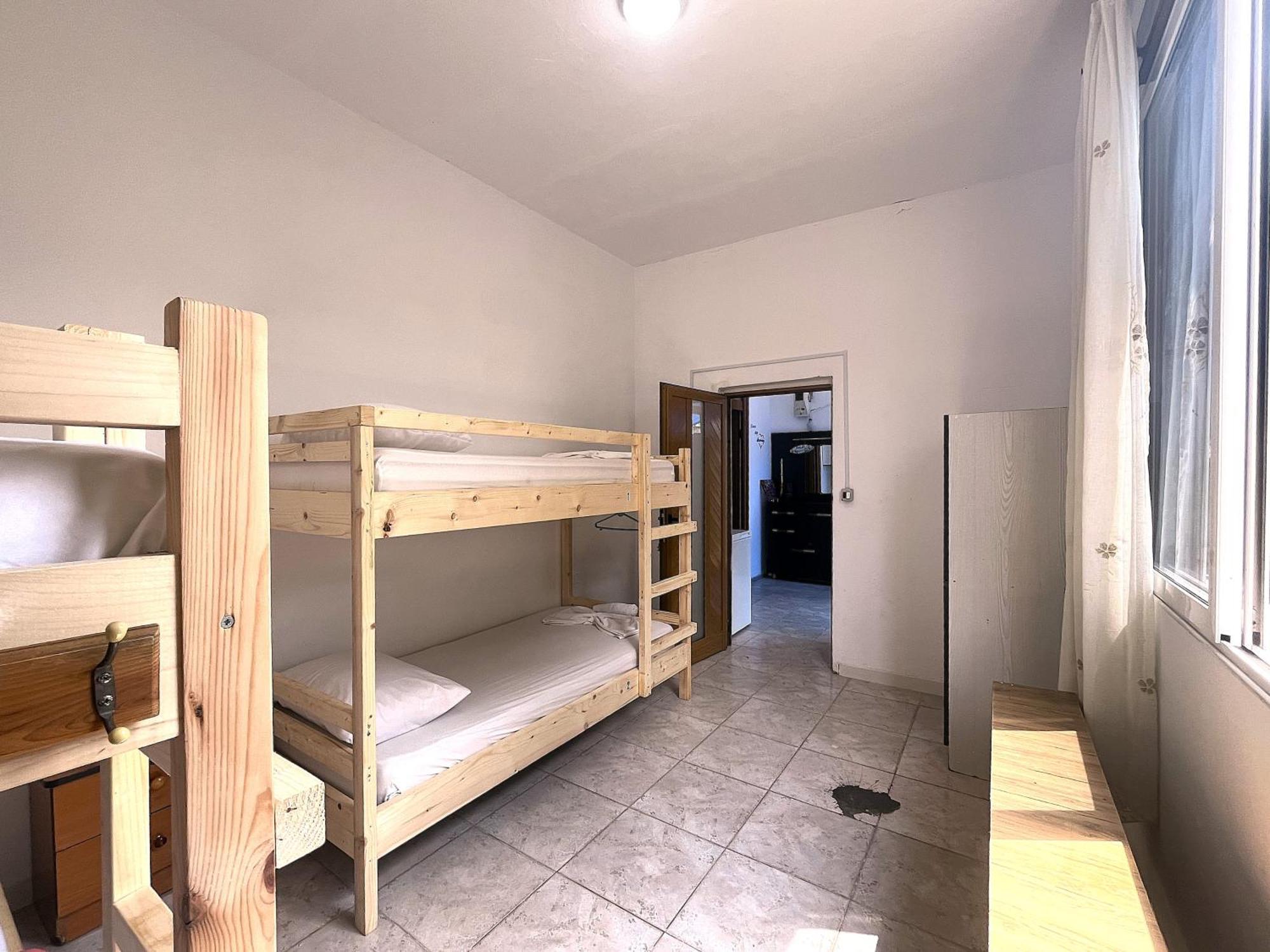 Hostel Old *